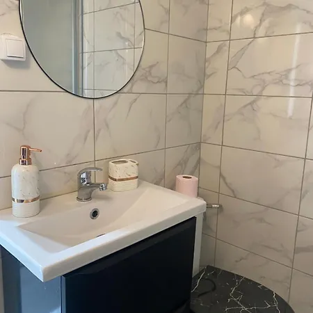 Studio Moderne Et Parking Gratuit Dijon